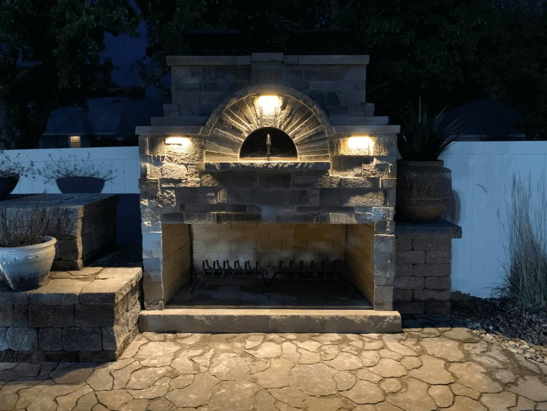 Caminetto Medeo Pizza Oven Combo| Pepe's Pizza Ovens | Outdoor Kitchen View